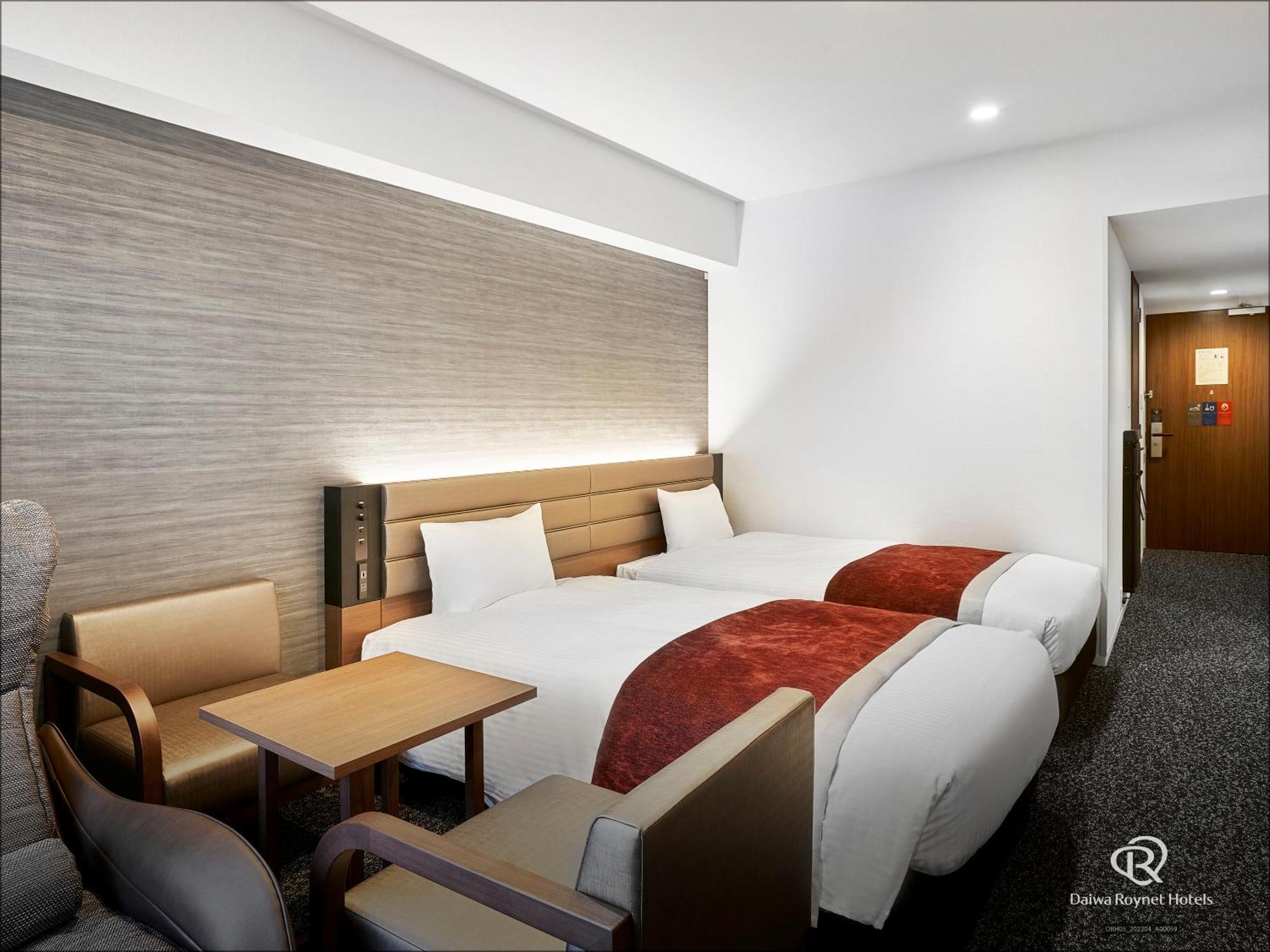 Daiwa Roynet Hotel Kobe-Sannomiya Premier Phòng bức ảnh